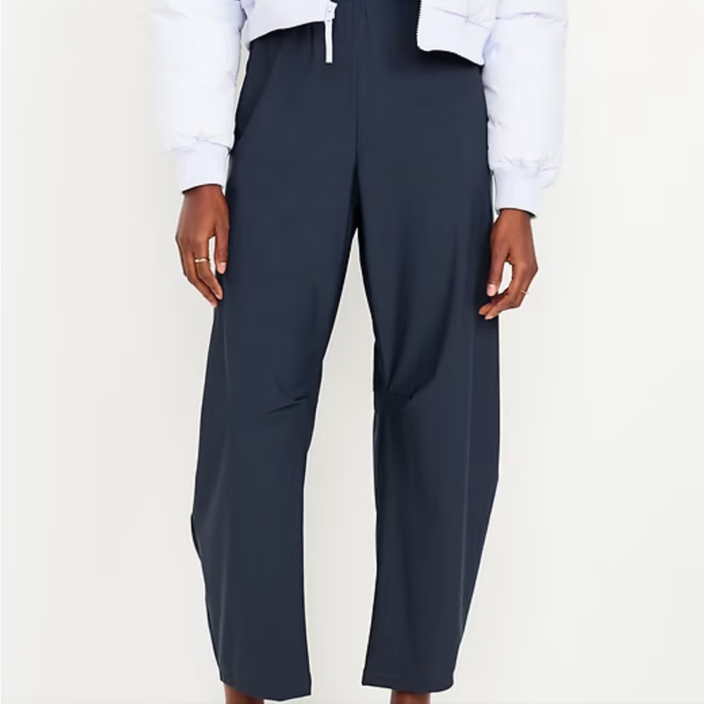 Old Navy Women's High-Waisted SleekTech Barrel Ankle Pants size small